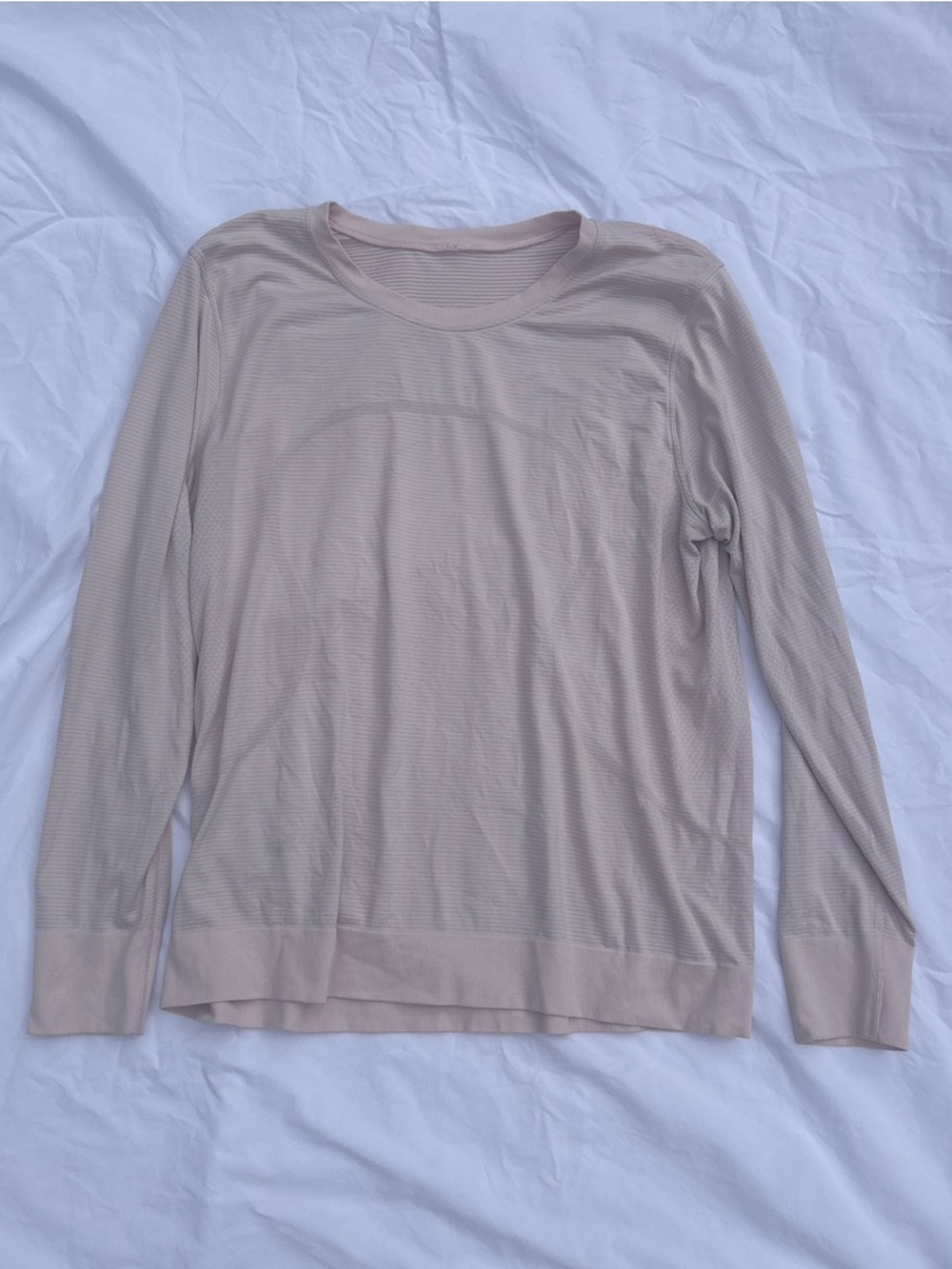 Lululemon Relaxed Swiftly Tech Light pink